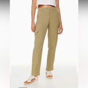 Aritzia WILFRED FREE Modern Twill Cargo Utility Pant High Waisted Women’s Size 4